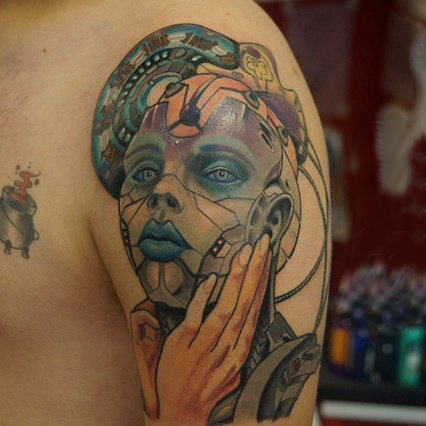 点击大图看下一张：女生人物纹身图案 男生手臂上几何纹身人物纹身图片