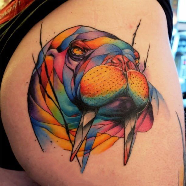 点击大图看下一张：百乐动物纹身 多款彩色渐变纹身素描百乐动物纹身图案