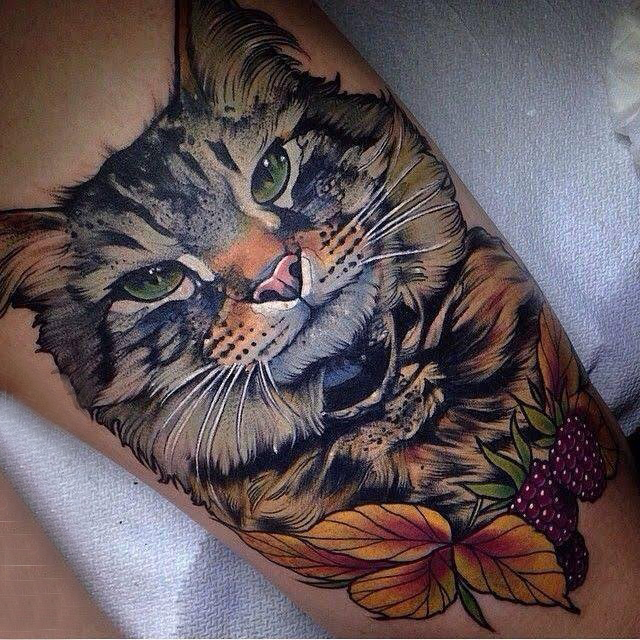 点击大图看下一张：小猫咪纹身 男生小腿上猫纹身图片