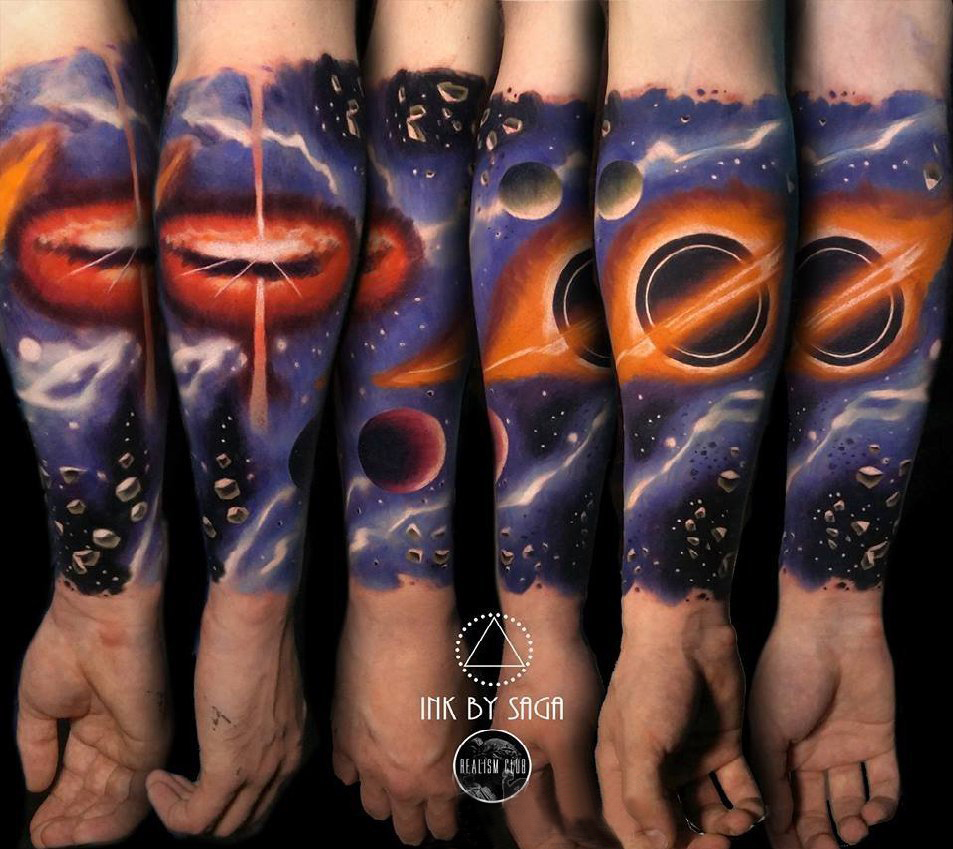点击大图看下一张：纹身星球 男生手臂上小星球纹身图案