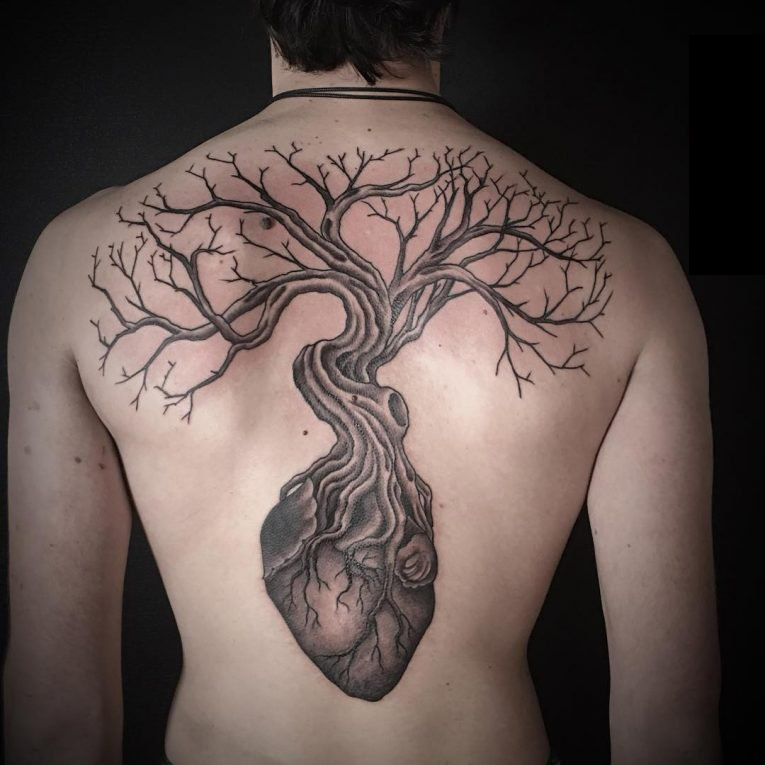 点击大图看下一张：树纹身 多款黑灰纹身点刺技巧树纹身图案