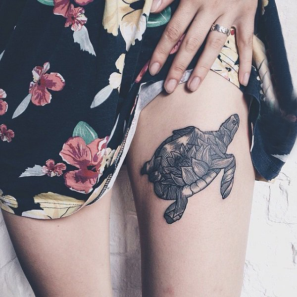 点击大图看下一张：龟纹身 多款黑灰纹身点刺技巧龟纹身图案