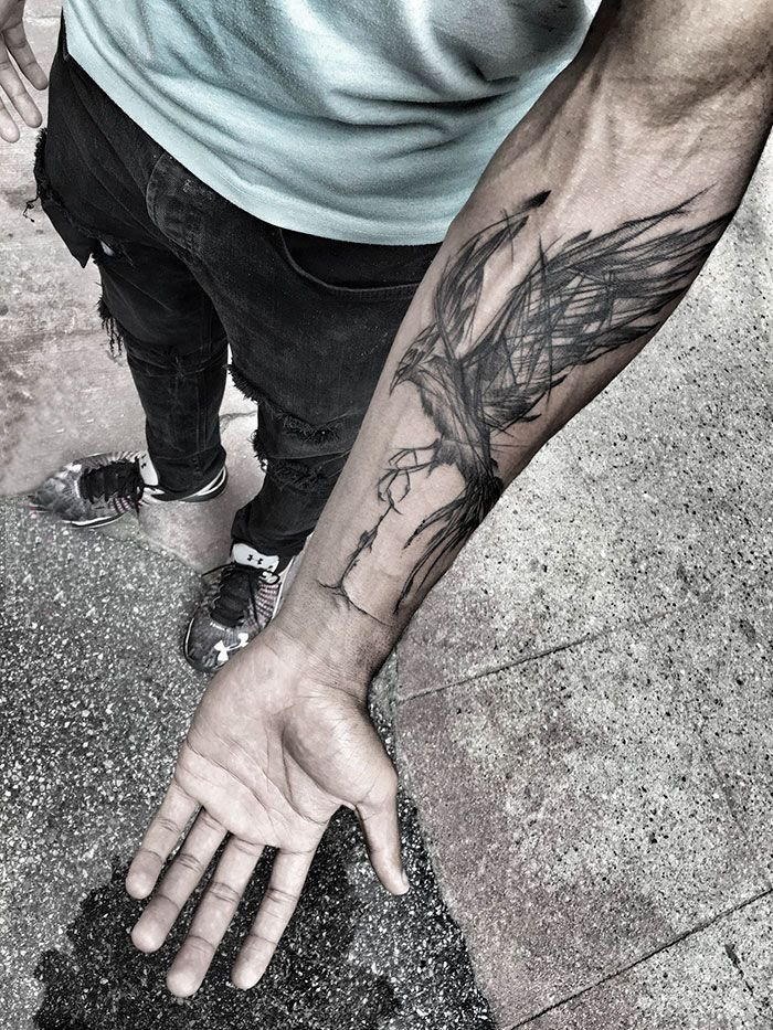 点击大图看下一张：纹身凤凰 多款简单线条纹身黑色凤凰纹身图案