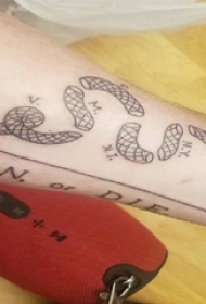 蛇纹身图片 男生手臂上蛇纹身图案