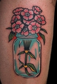 小腿对称纹身 男生小腿上花朵和瓶子纹身图片