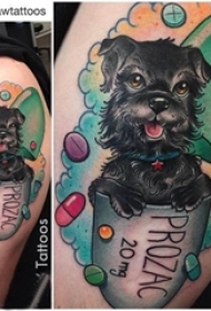 小动物纹身 男生大臂上英文和小狗纹身图片