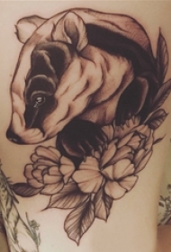 动物纹身 女生大腿上动物纹身经典图案