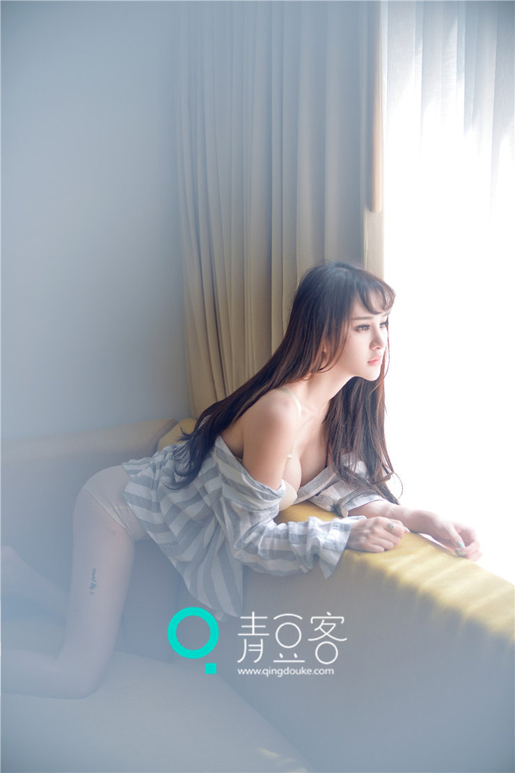 点击大图看下一张：小清新清纯玉女写真女神Cheryl青树 天使脸蛋完美身材sexy极致诱惑