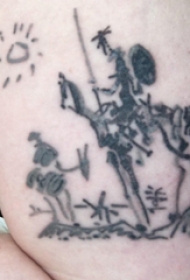 抽象线条纹身 男生大腿上黑色的唐吉珂德纹身图片