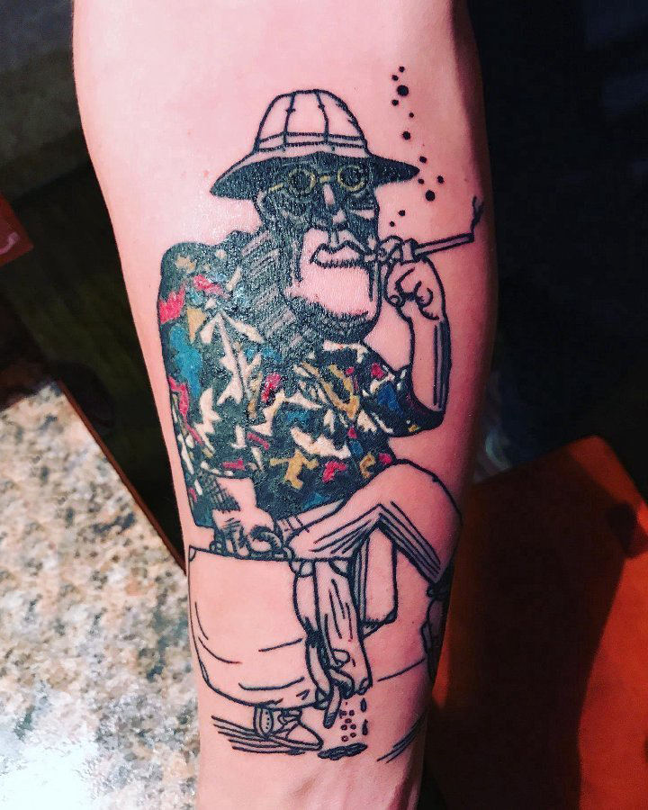 点击大图看下一张：动漫人物的纹身 男生手臂上彩色的卡通人物纹身图片