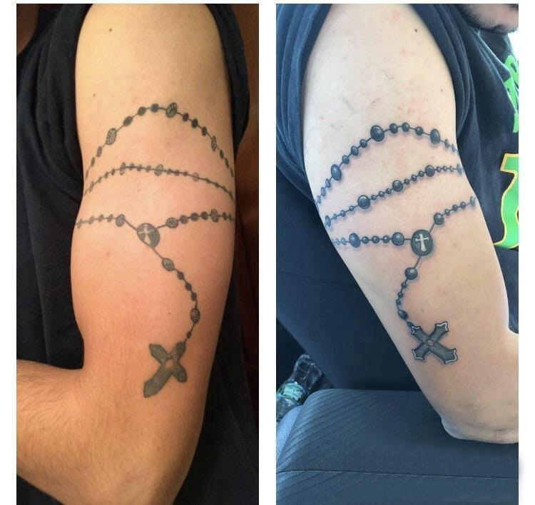 点击大图看下一张：纹身小十字架 男生手臂上简单十字架纹身图片