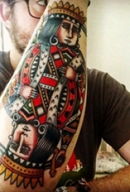 扑克牌纹身 男生手臂上创意的扑克牌纹身图片