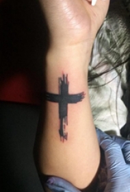 简单十字架纹身 多款素描纹身简单十字架纹身图案