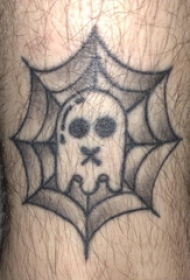 欧美小腿纹身 男生小腿上幽灵和蜘蛛网纹身图片