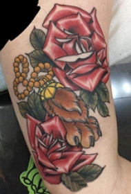 玫瑰纹身 女生手臂上玫瑰纹身图片