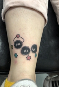 欧美小腿纹身 女生小腿上彩色的灰尘精灵纹身图片