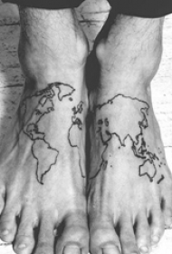 纹身世界地图 男生脚部世界地图纹身图片