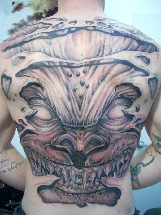 点击大图看下一张：恶魔纹身简单 多款黑灰纹身点刺技巧大恶魔纹身图案