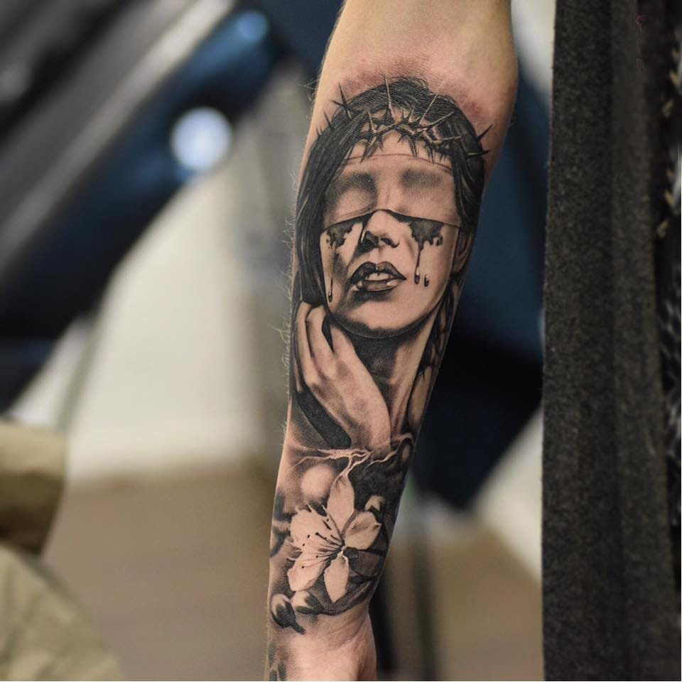 点击大图看下一张：人物纹身图案 多款点刺纹身黑灰人物纹身图案