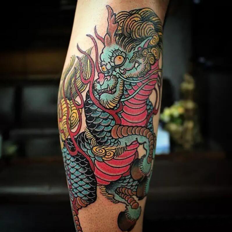 点击大图看下一张:三十多款不同部位彩绘麒麟纹身