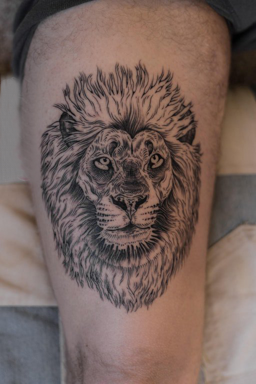 点击大图看下一张：狮子头纹身图片 男生大腿上狮子头纹身图片