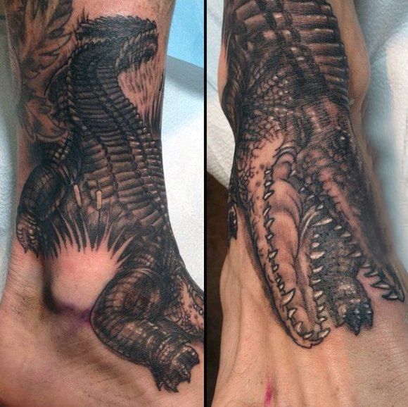 点击大图看下一张：鳄鱼纹身图案 多款黑灰纹身素描鳄鱼纹身图案