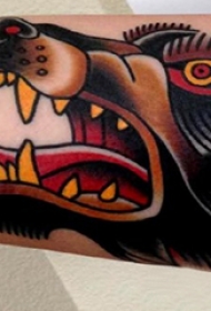 滴血狼头纹身  男生小臂上彩色的狼头纹身图片