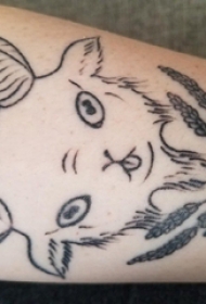 纹身卡通 女生小腿上植物和羊纹身图片