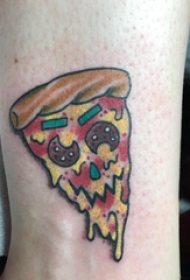 披萨纹身图案   女生手腕上彩色的披萨纹身图片
