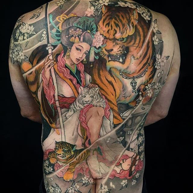 点击大图看下一张：日本纹身 多款简单线条纹身素描日本传统纹身图案