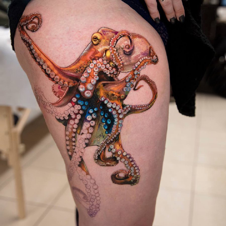 点击大图看下一张：章鱼纹身图案  女生大腿上个性的章鱼纹身图片