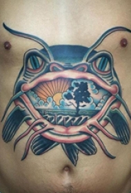 腹部纹身 男生腹部风景和鲶鱼纹身图片