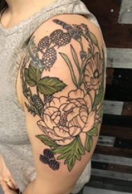 花卉纹身图案  男生手臂上彩绘的花卉纹身图片
