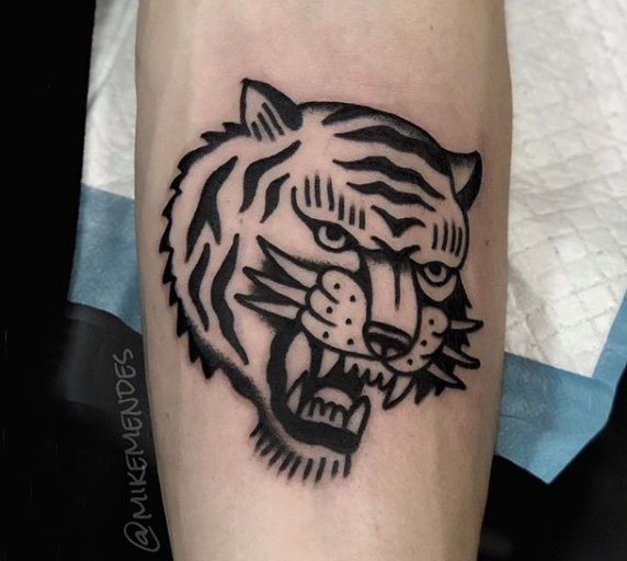 点击大图看下一张：百乐动物纹身 男生手臂凶猛的老虎纹身图片