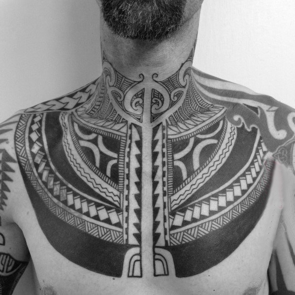 点击大图看下一张：部落图腾纹身  几何与线条结合的男生部落图腾纹身