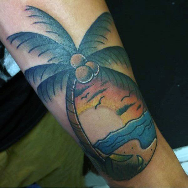 点击大图看下一张：棕榈树纹身图案   绿意盎然的棕榈树纹身图案