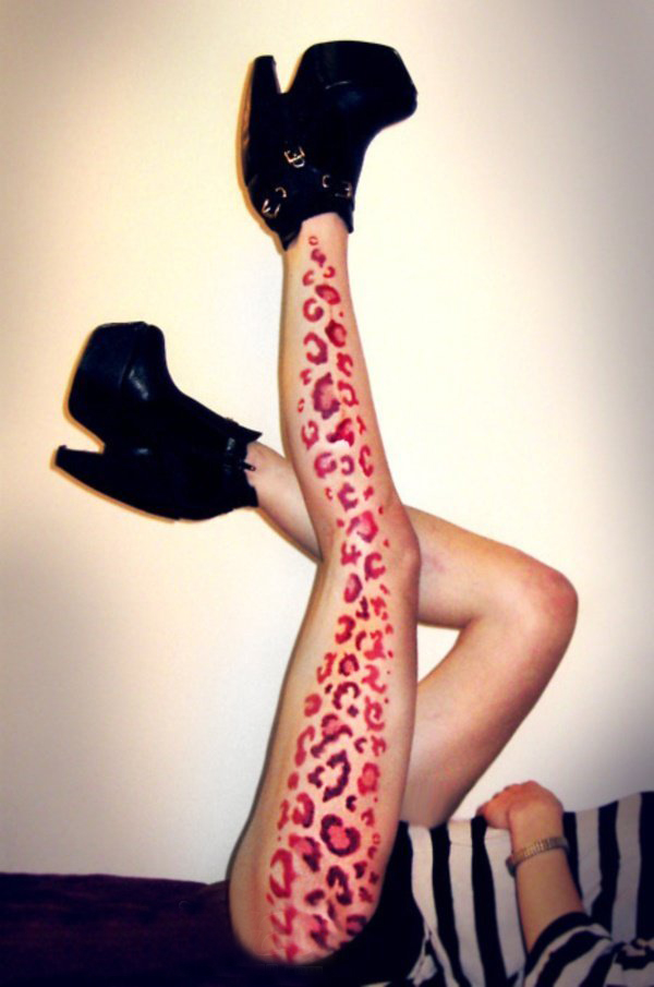 点击大图看下一张：纹身腿上图案 性感的腿部纹身图案