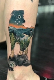 风景纹身  女生腿上狗和风景纹身图片