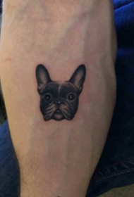 小狗纹身图片 男生手臂上黑色的小狗纹身图片