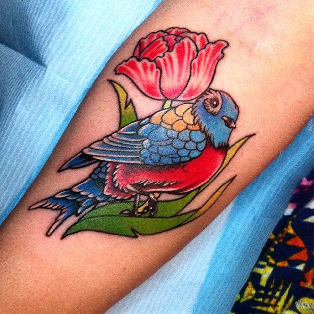 点击大图看下一张：纹身鸟  小巧灵动的麻雀纹身图案