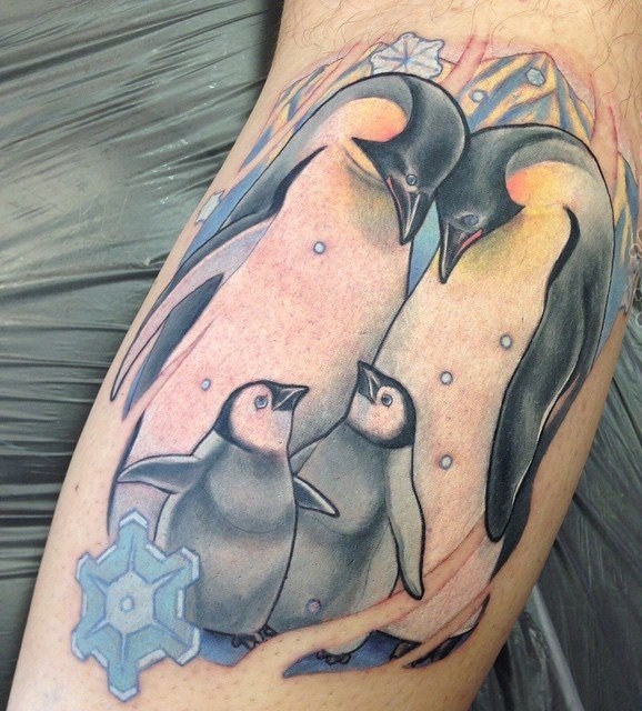 点击大图看下一张：企鹅纹身图   呆萌可爱的企鹅纹身图案