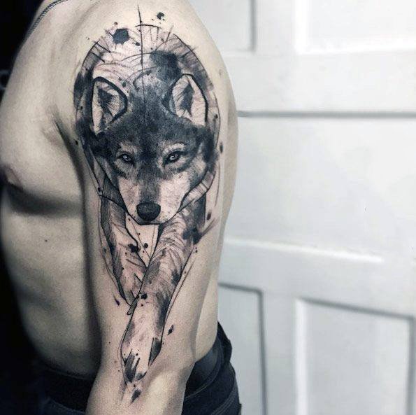 点击大图看下一张：狼的纹身图片   凶残狡狎的狼纹身图案