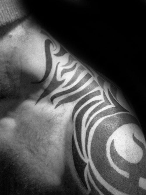 点击大图看下一张：部落图腾纹身  霸气十足的部落图腾纹身图案
