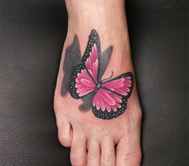 点击大图看下一张：蝴蝶纹身图片   美感十足的蝴蝶纹身图案