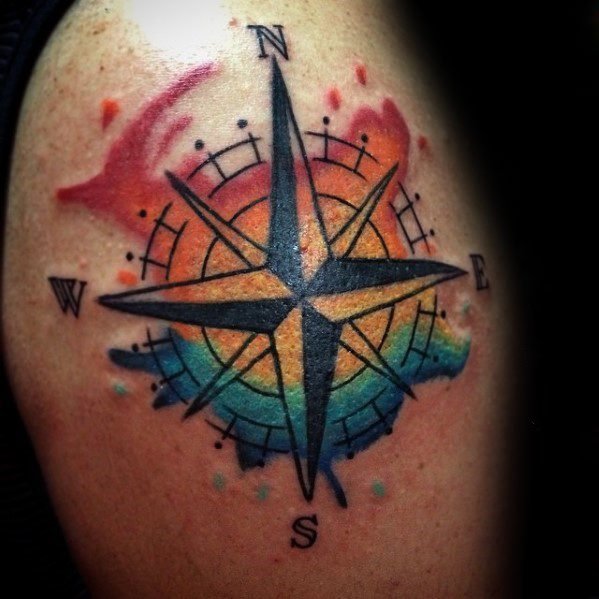 点击大图看下一张：纹身指南针   水彩与线条结合的指南针纹身图案