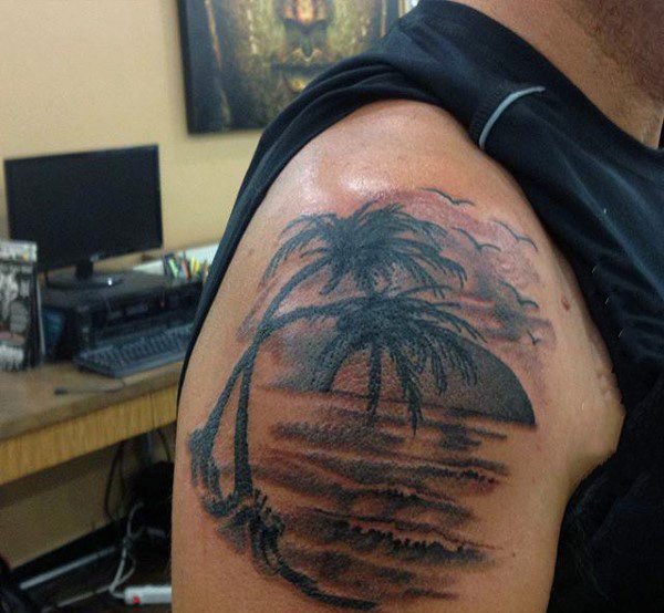 点击大图看下一张：棕榈树纹身图案   根深叶茂的棕榈树纹身图案