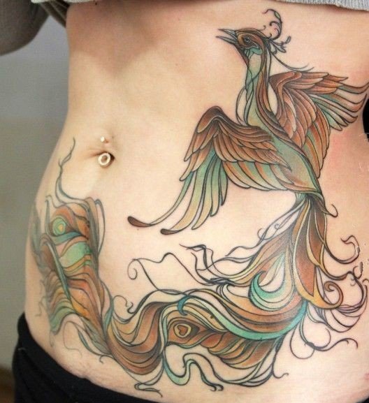 点击大图看下一张：小动物纹身 彩色的女性腹部精致的小动物纹身图案