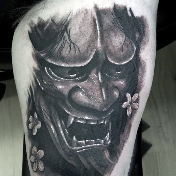点击大图看下一张：日本鬼面具纹身  面容恐怖的日本鬼面具纹身图案