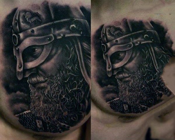 点击大图看下一张：铁血战士纹身   刚柔并济的铁血战士纹身图案