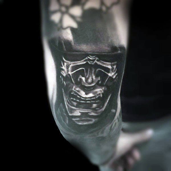 点击大图看下一张：日本武士 纹身   英勇无畏的日本武士纹身图案